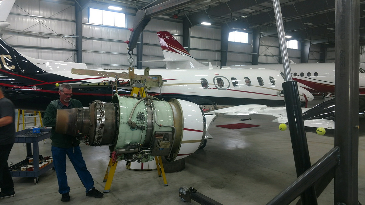 Heavy Duty Hydraulic Jet Engine Crane / Lift / Hoist 425manufacturing