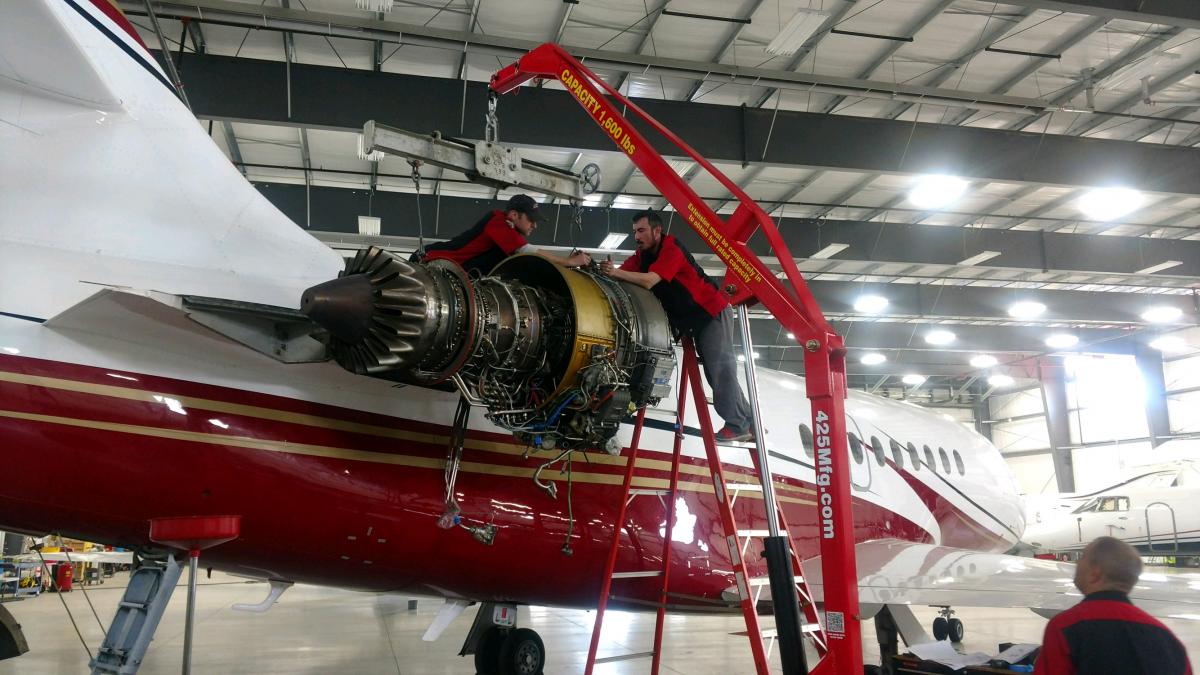 Heavy Duty Hydraulic Jet Engine Crane / Lift / Hoist 425manufacturing