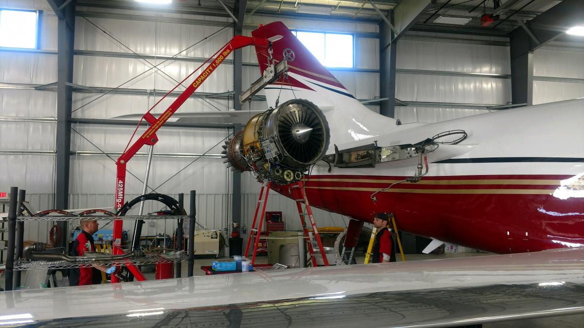 Heavy Duty Hydraulic Jet Engine Crane / Lift / Hoist 425manufacturing